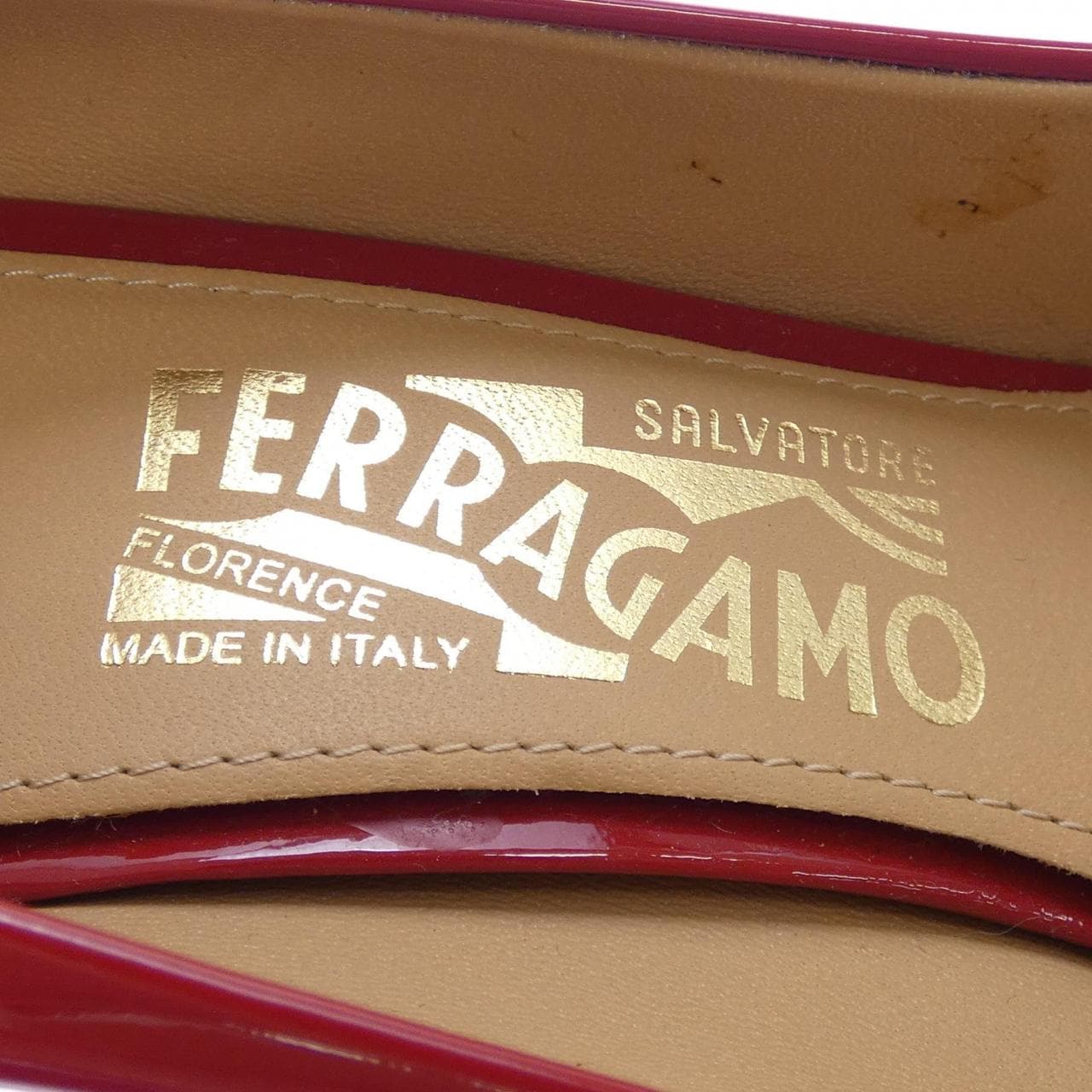 サルヴァトーレフェラガモ SALVATORE FERRAGAMO DG72879 パンプス