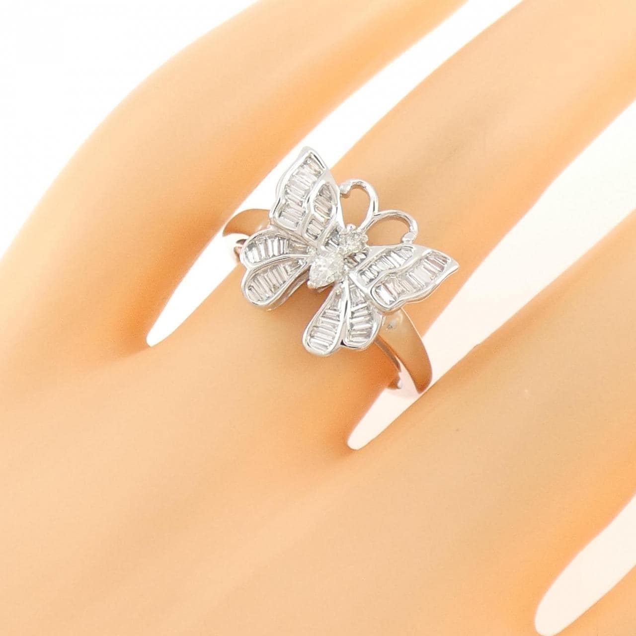 K18WG バタフライ ダイヤモンド リング 0.36CT