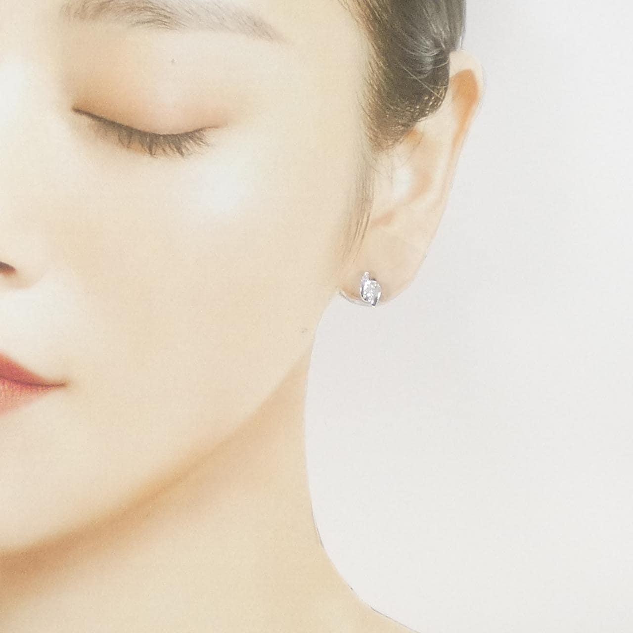 PT900 ダイヤモンド ピアス 0.22CT