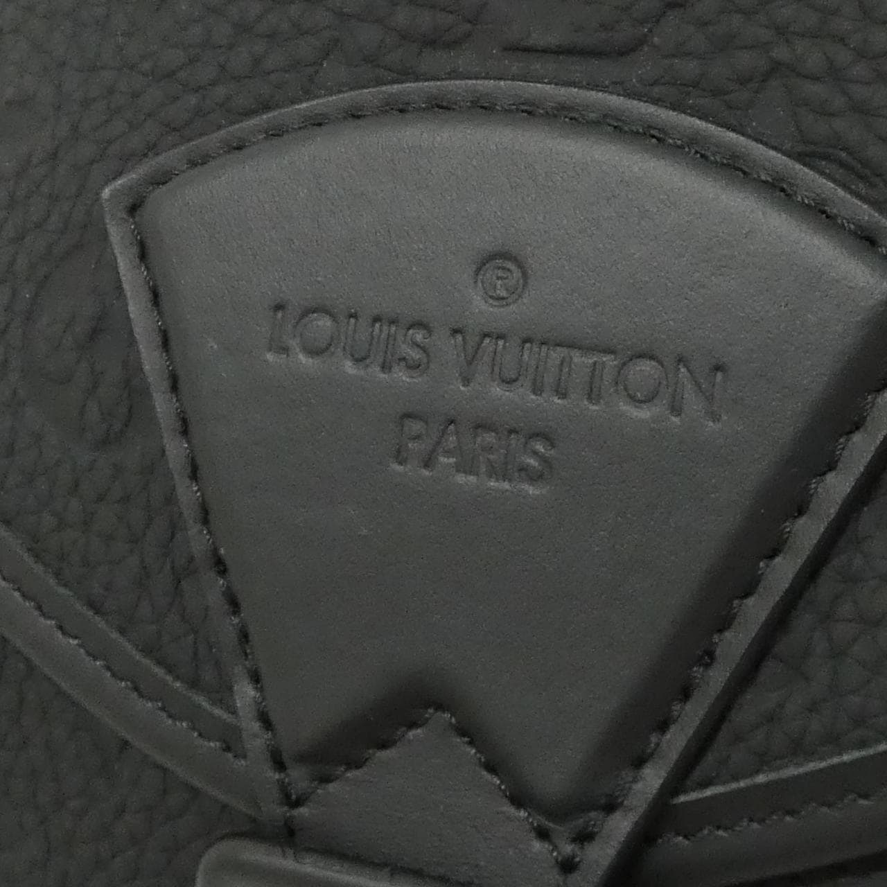ルイヴィトン トリヨン モノグラム モンスリ バックパック M23127 リュックサック