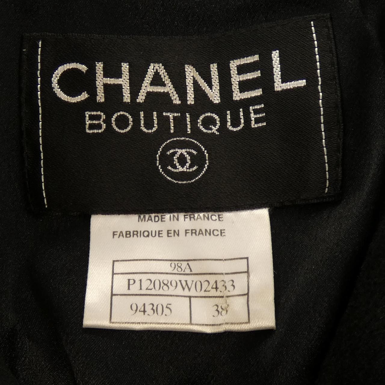 【ヴィンテージ】シャネル CHANEL P12089W02433 98A コート