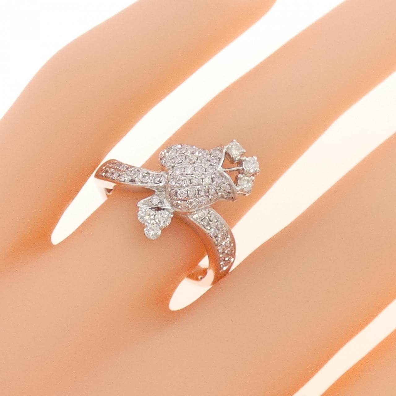 K18WG花朵鑽石戒指0.65CT
