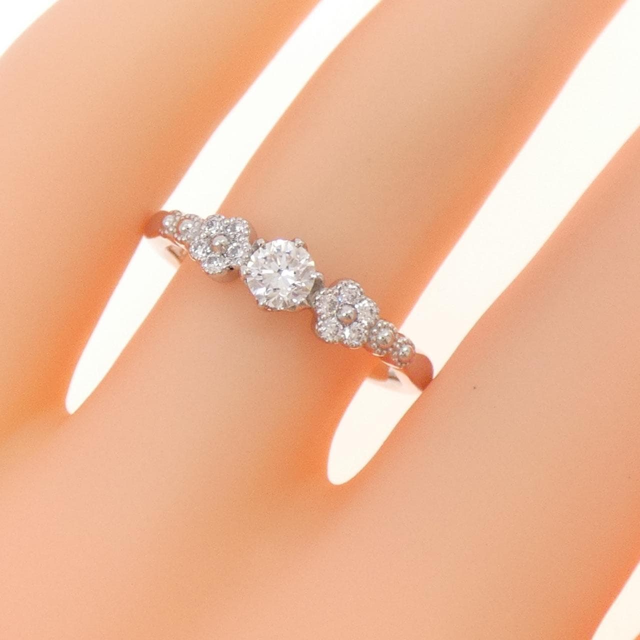 PT フラワー ダイヤモンド リング 0.237CT