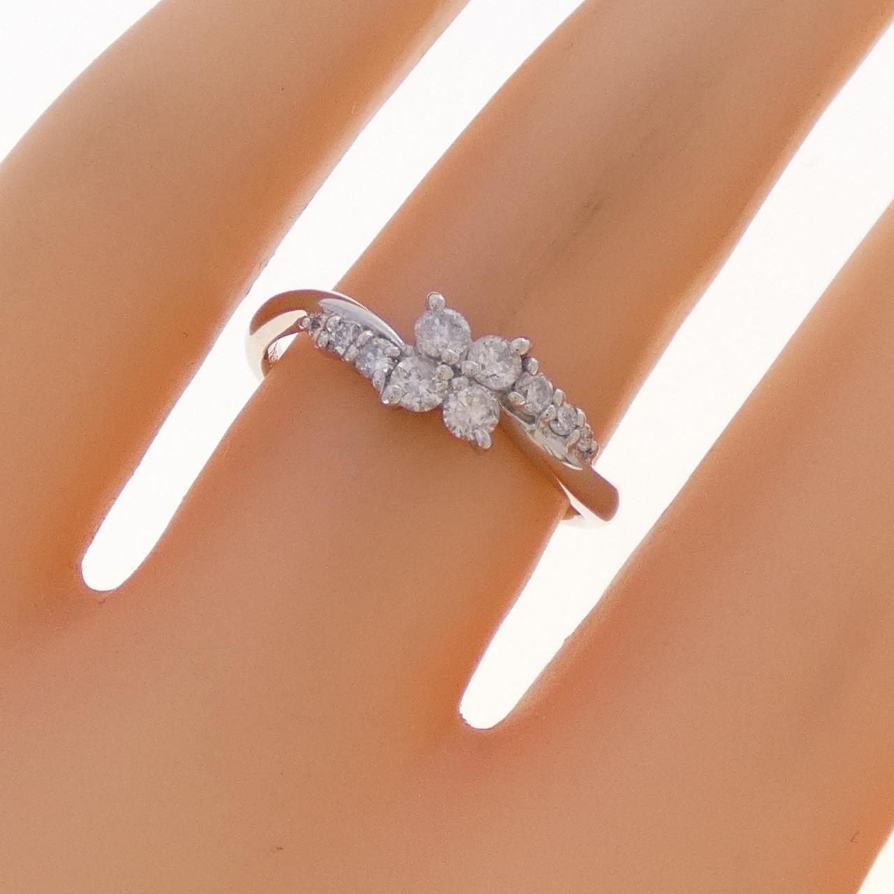 PT900 フラワー ダイヤモンド リング 0.32CT