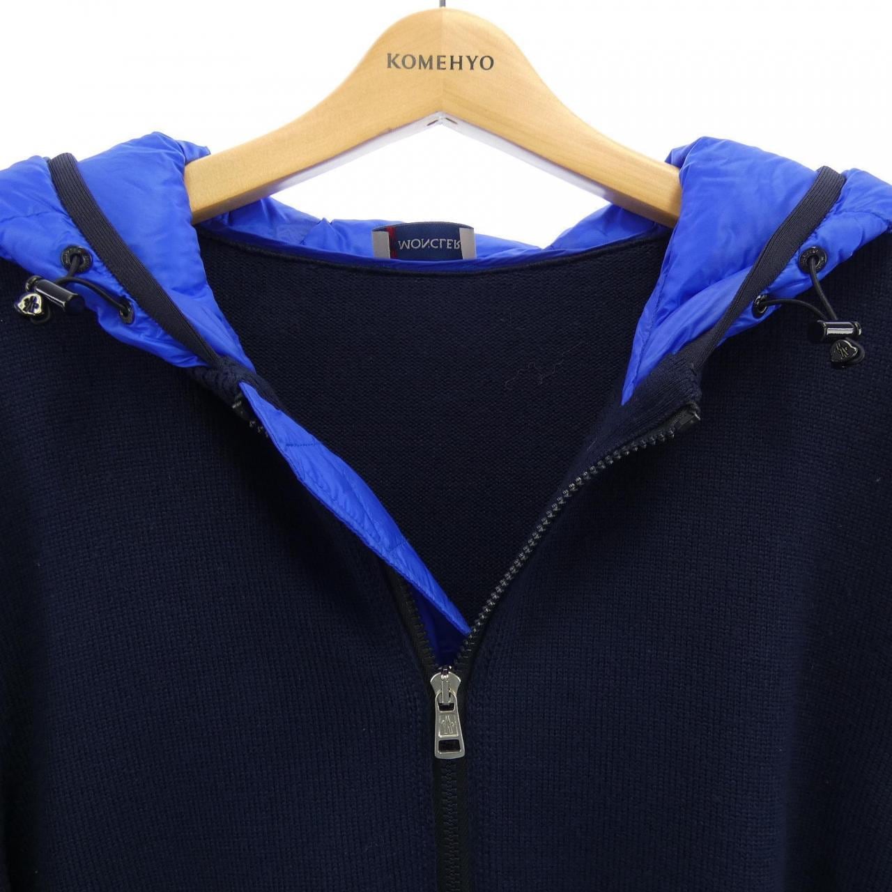 モンクレール MONCLER ダウンジャケット