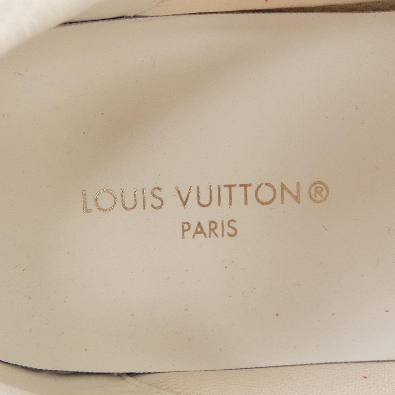 ルイヴィトン LOUIS VUITTON スニーカー
