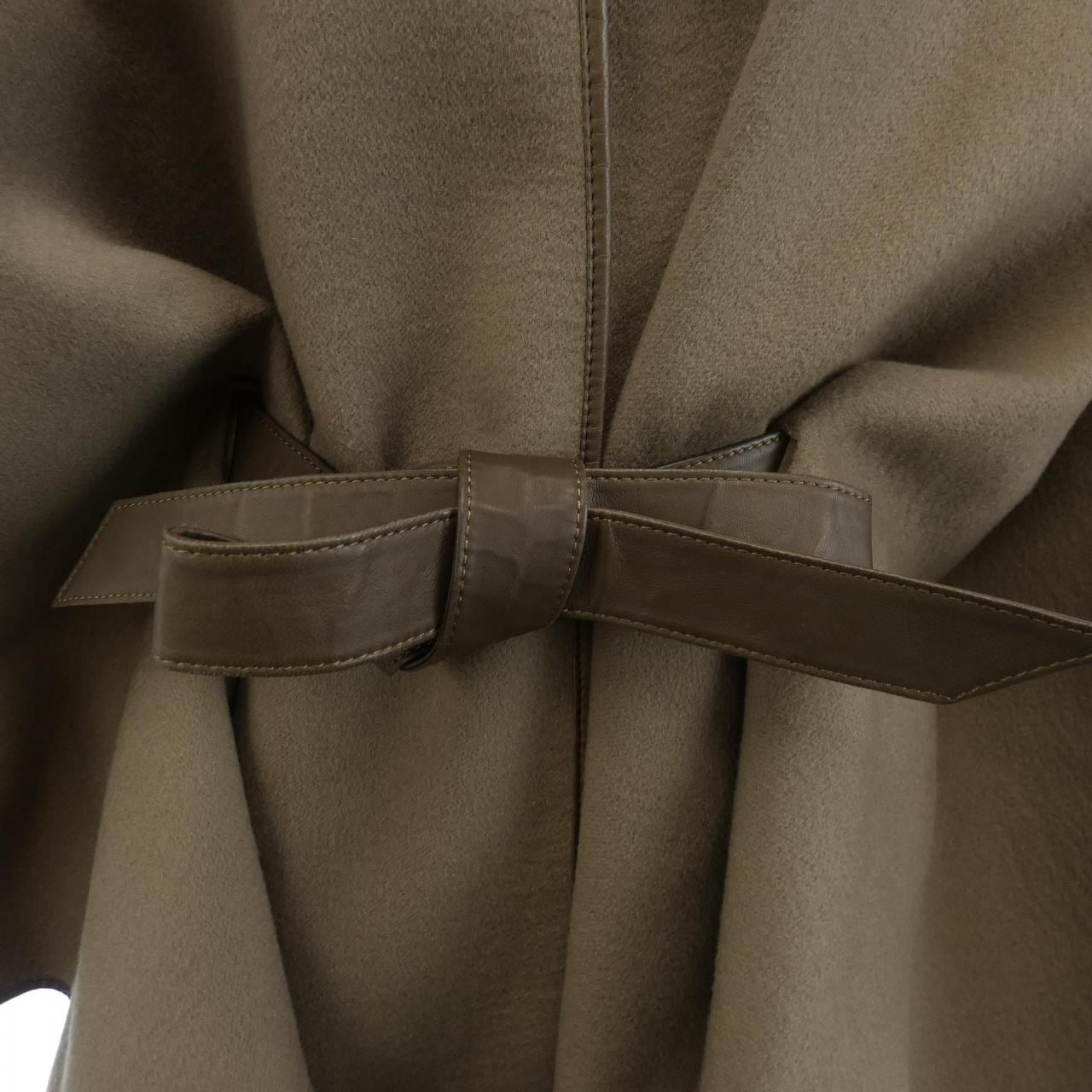ロロピアーナ Loro Piana FAE4938 ケープ