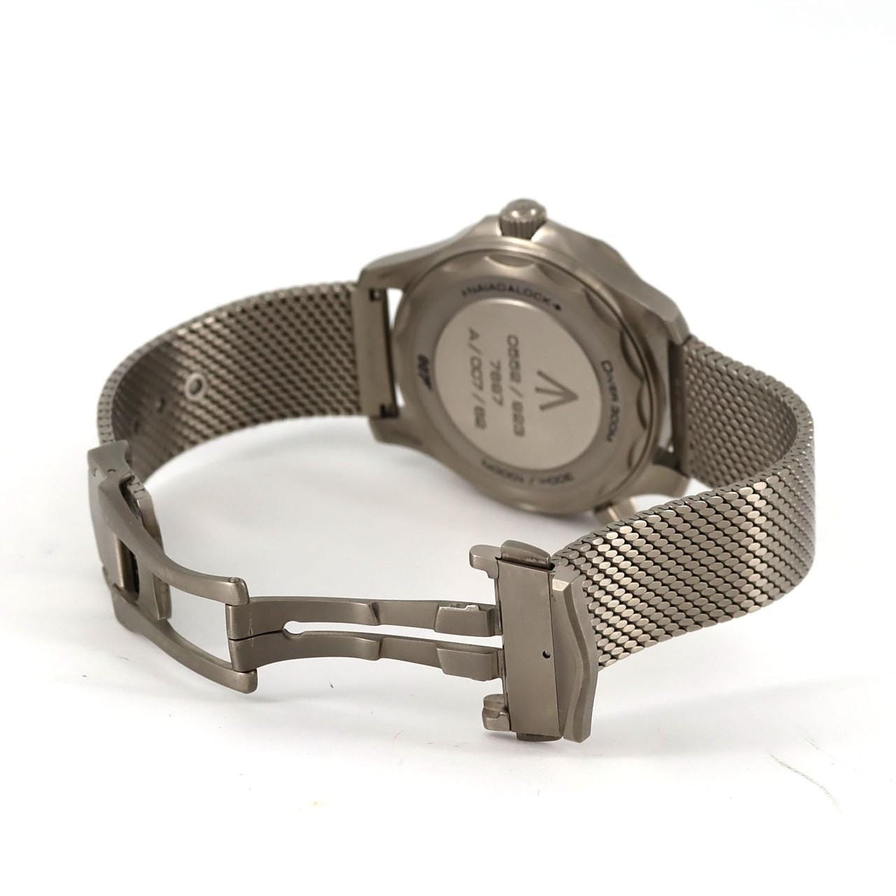 オメガ シーマスターダイバー300M･007エディション TI 210.92.42.20.01.001 TI 自動巻