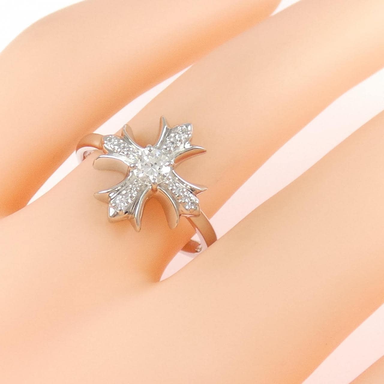 PT950 クロス ダイヤモンド リング 0.20CT