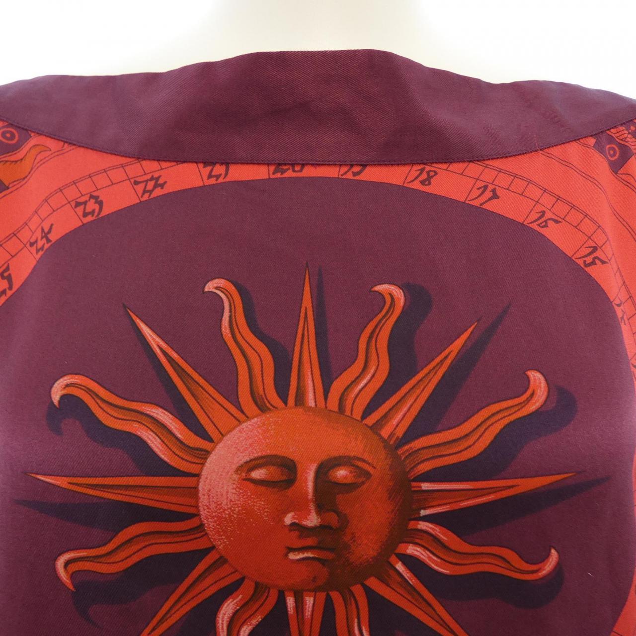 エルメス HERMES トップス
