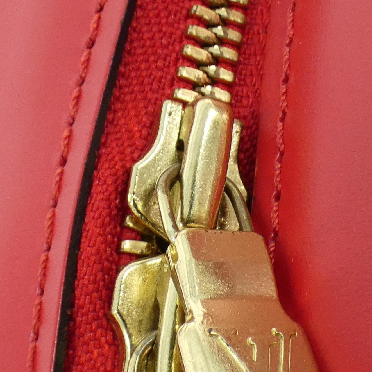 [vintage] LOUIS VUITTON Epi Pont Neuf M52057 包