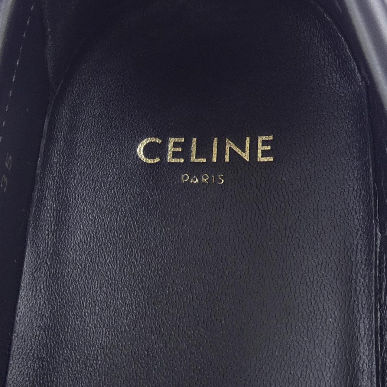セリーヌ CELINE トリオンフチェーン付CELINEマーガレットローファー 344893602C シューズ