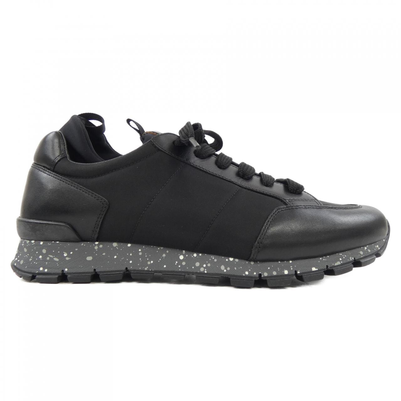プラダ PRADA スニーカー