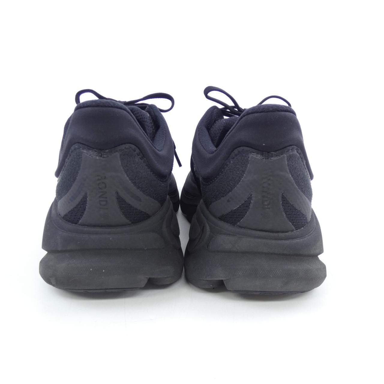 ホカオネオネ HOKA ONE ONE M BONDAI 9 WIDE スニーカー