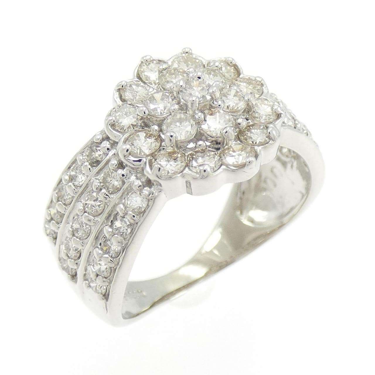 PT900 フラワー ダイヤモンド リング 1.00CT