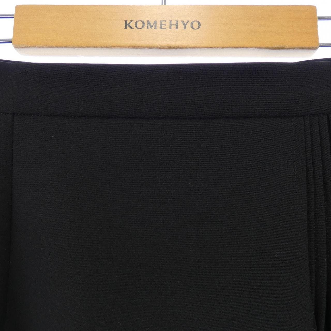 エルマンノシュエルビーノ ERMANNO SCERVINO ET9817112 スカート