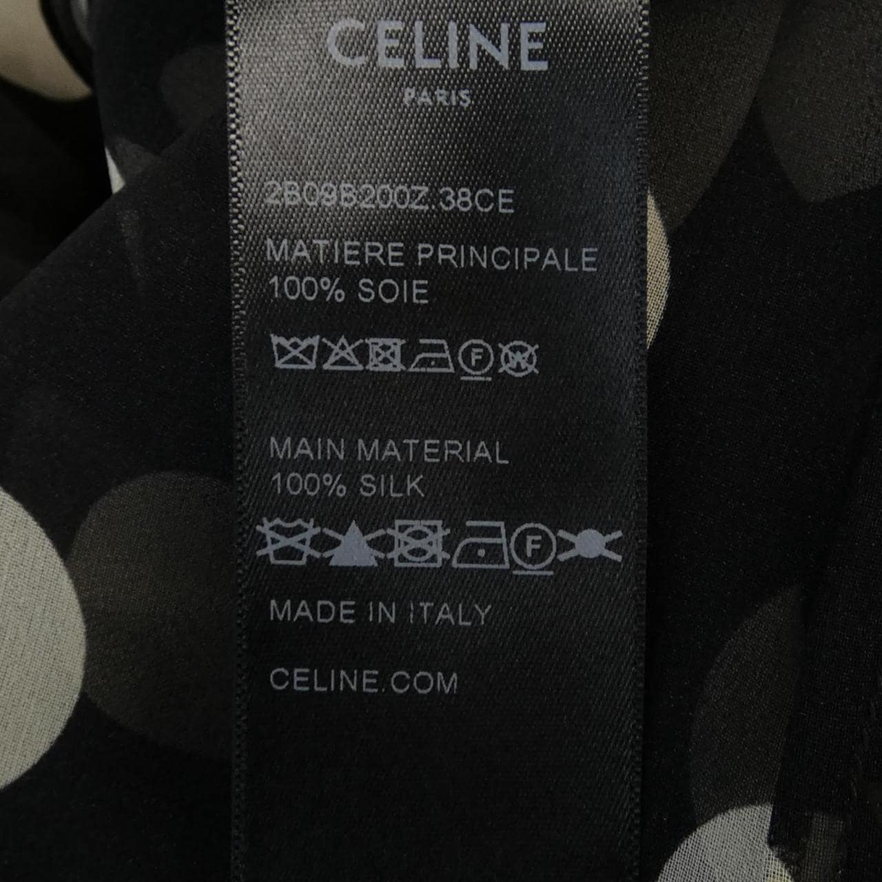 セリーヌ CELINE オーバーターンドカラー 2B09B200Z トップス