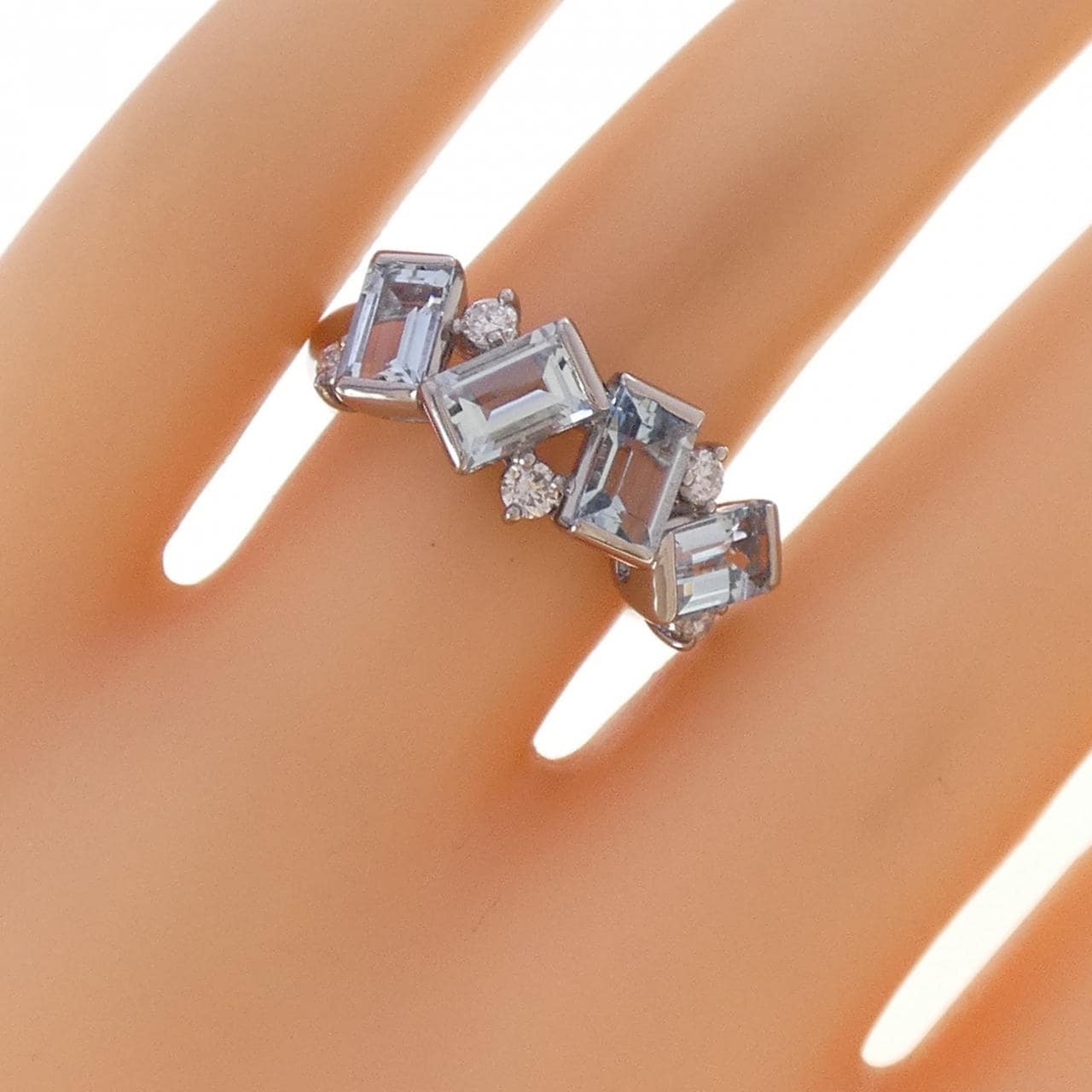 K18WG アクアマリン リング 1.50CT