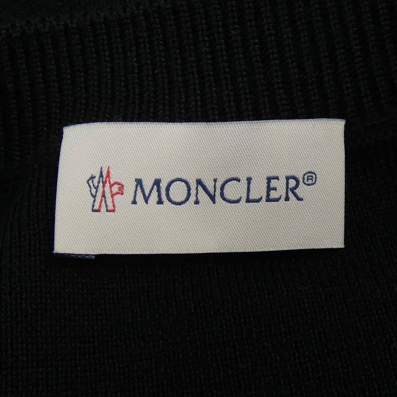 モンクレール MONCLER ダウンジャケット