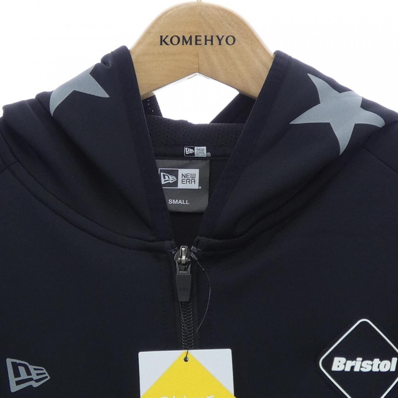 ニューエラ NEW ERA F.C.R.B パーカー