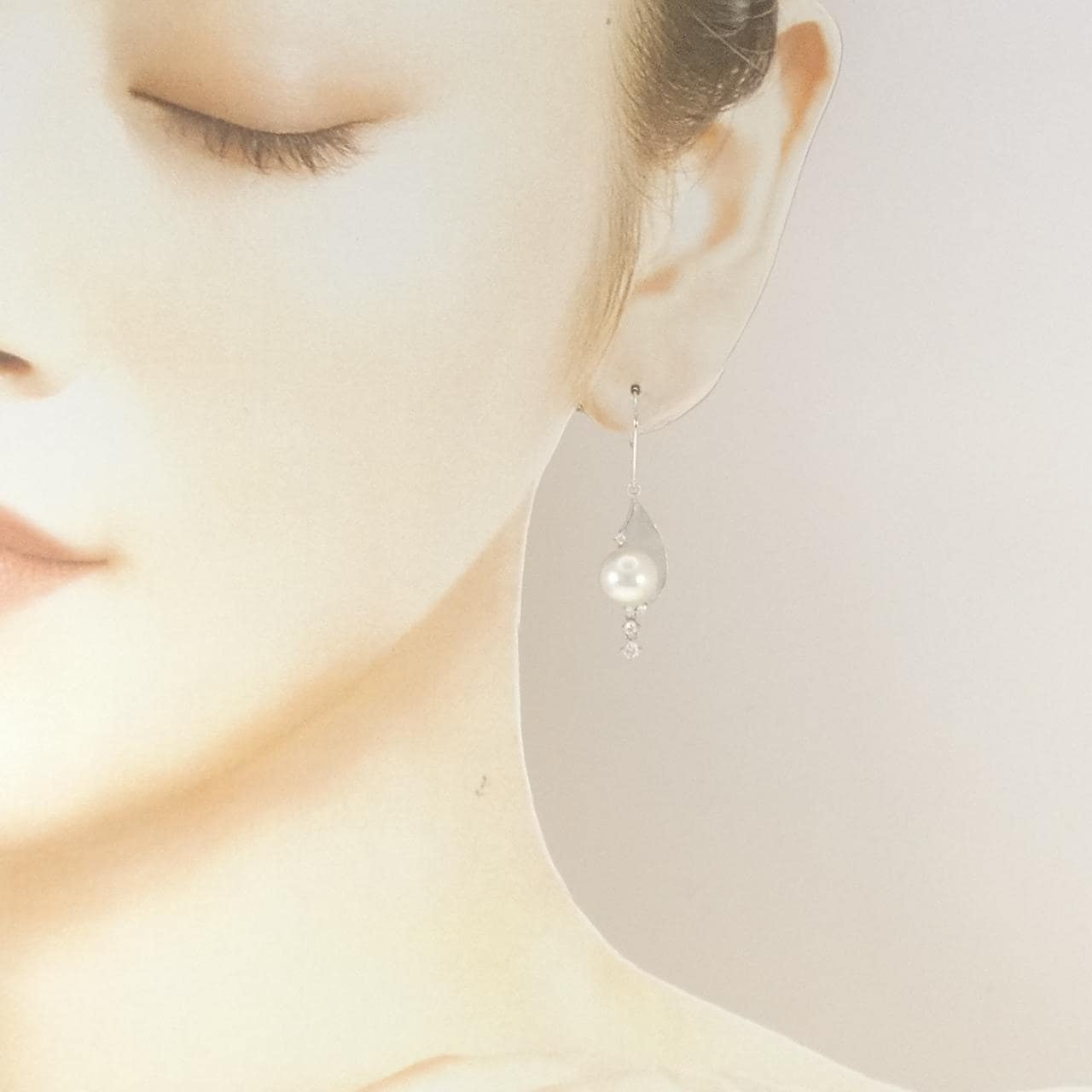 K18WG アコヤパール ピアス 8.9mm