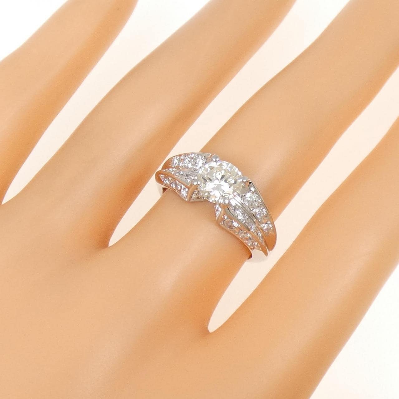 PT900 ダイヤモンド リング 1.015CT