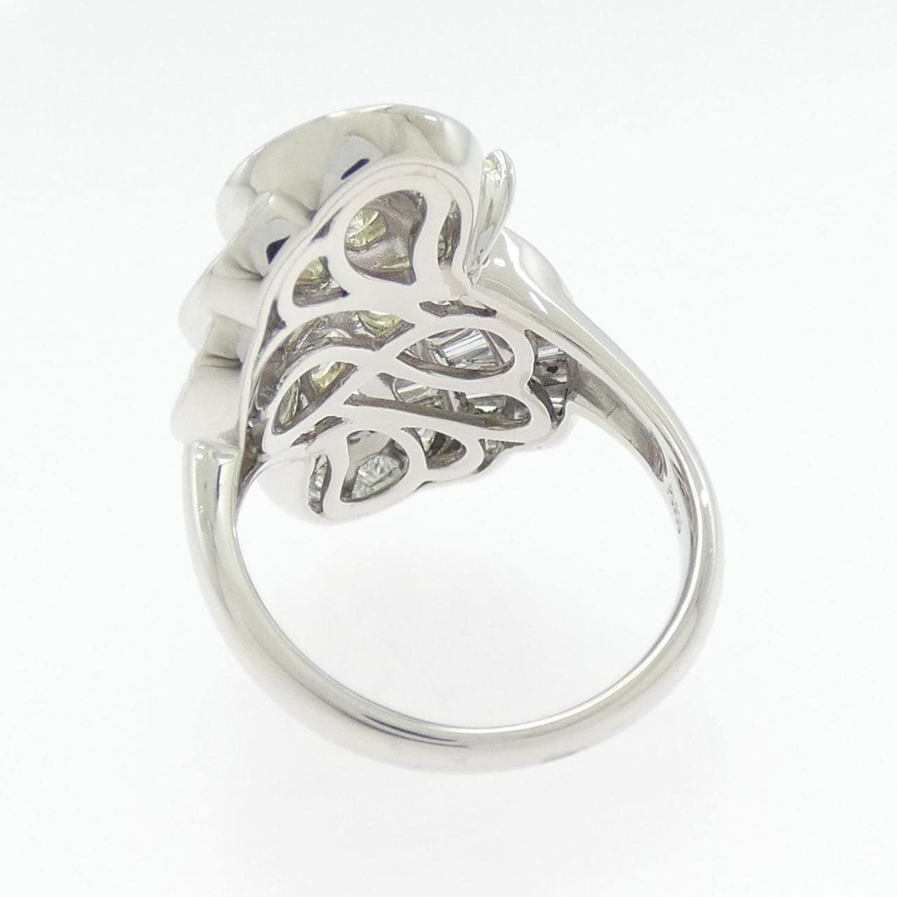 PT900 ダイヤモンド リング 3.25CT