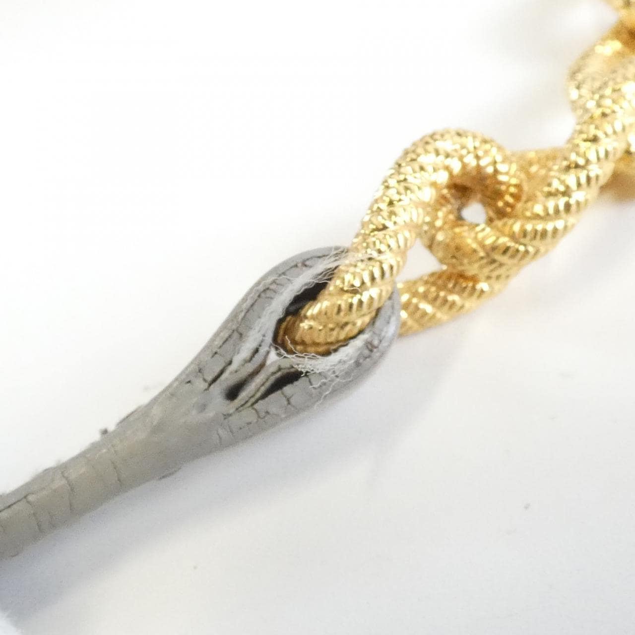 ミュウミュウ RT0437 ショルダーバッグ