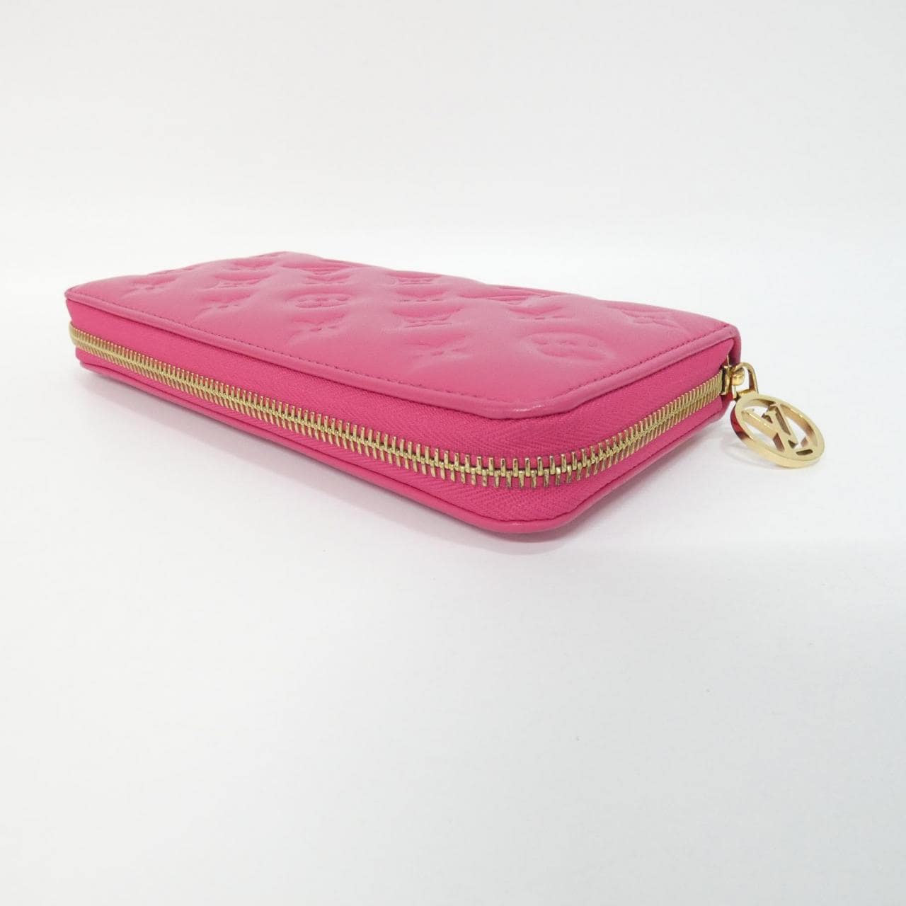 ルイヴィトン クッサン ジッピー ウォレット M82737 財布