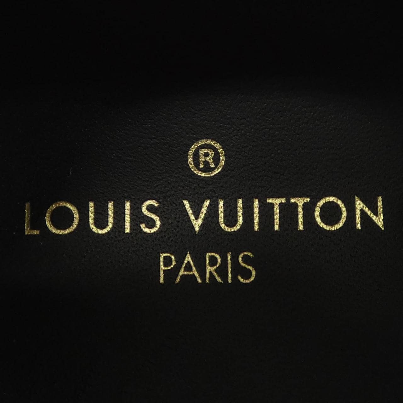 ルイヴィトン LOUIS VUITTON ランアウェイライン スニーカー