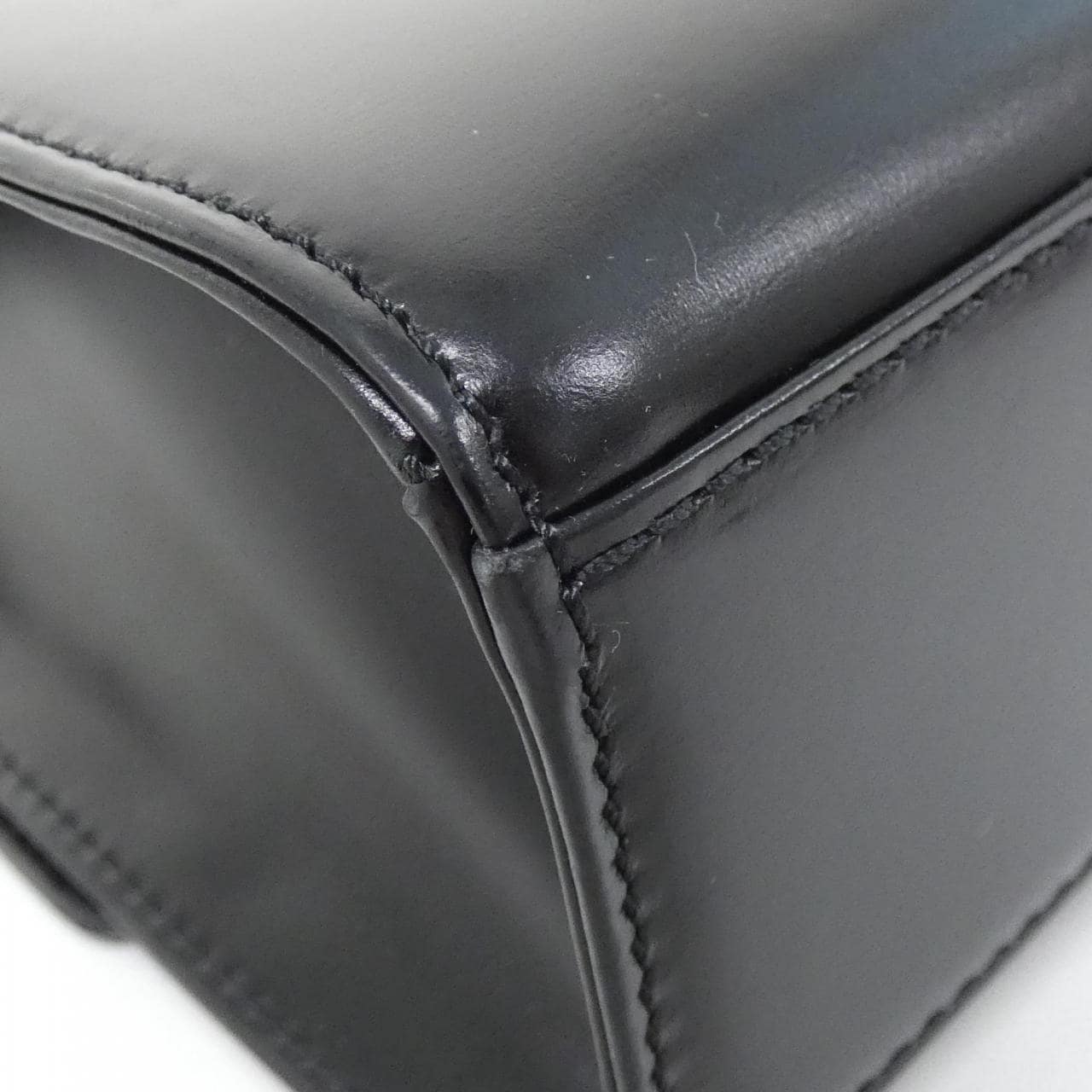 ルイヴィトン オペラ アテネ M63902 バッグ