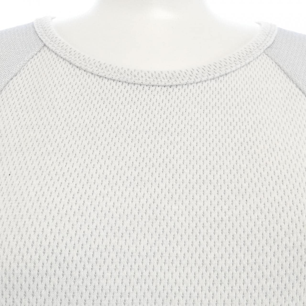 イッセイミヤケ ISSEY MIYAKE タンクトップ