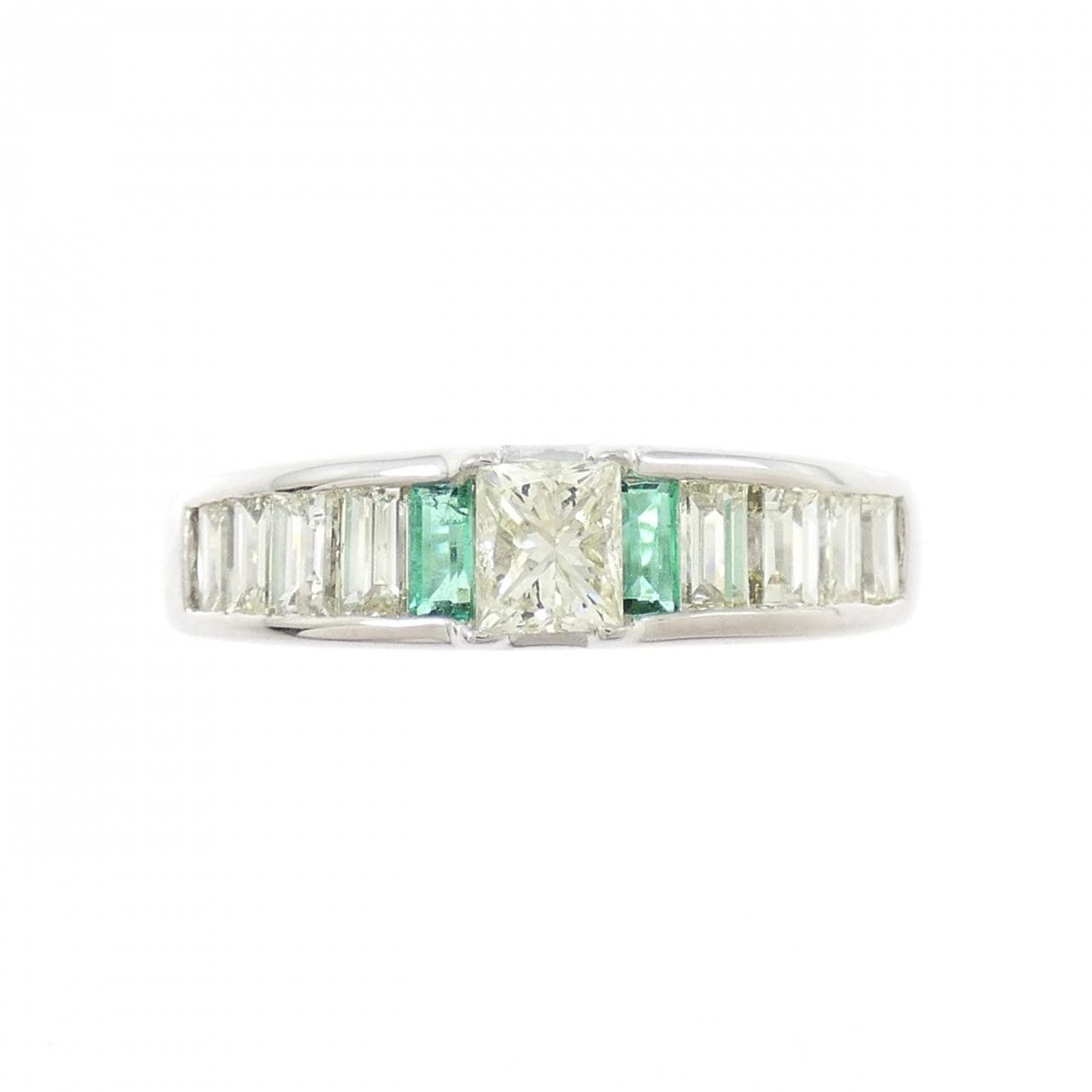 PT900 エメラルド リング 0.17CT