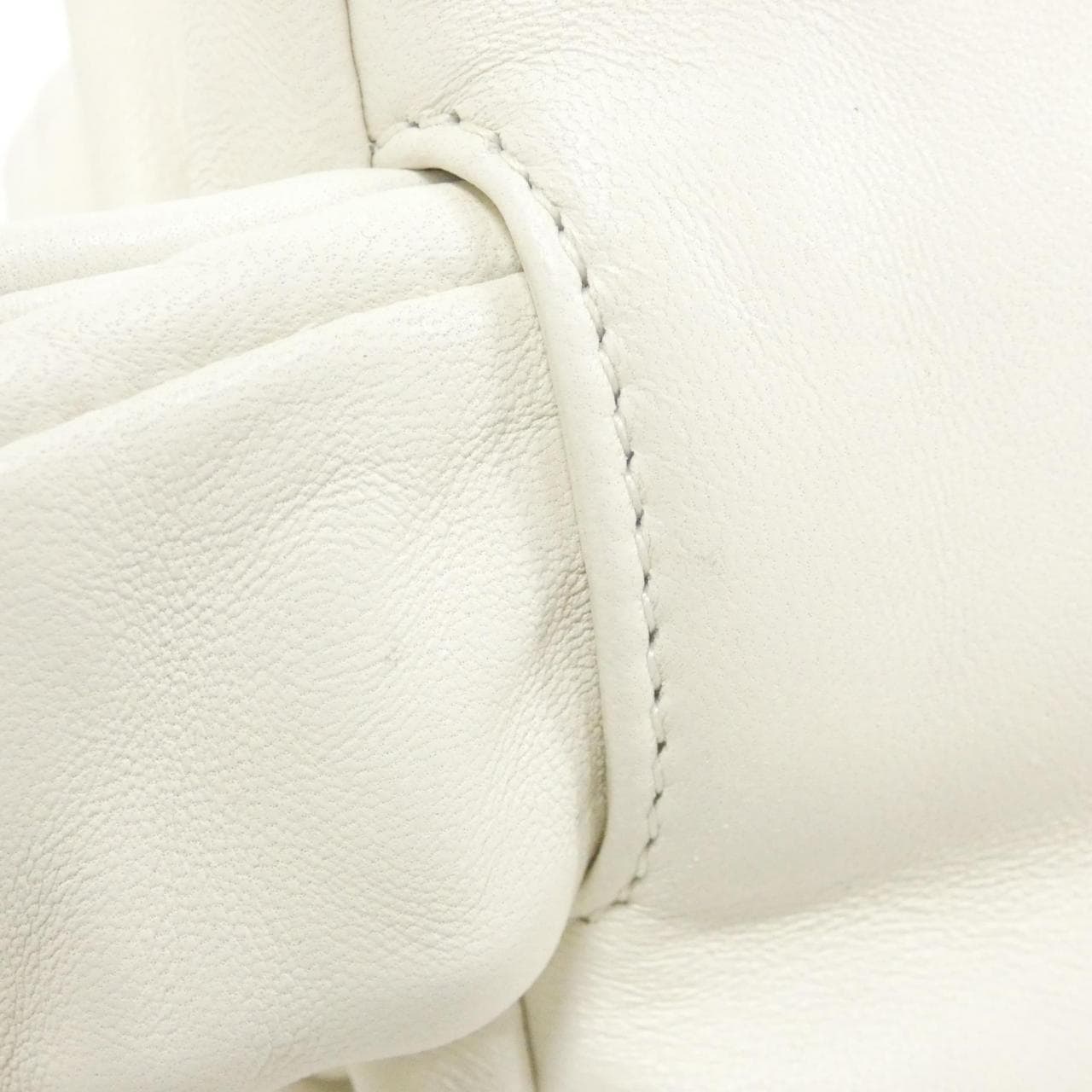 BOTTEGA VENETA 620954 V0050 单肩包