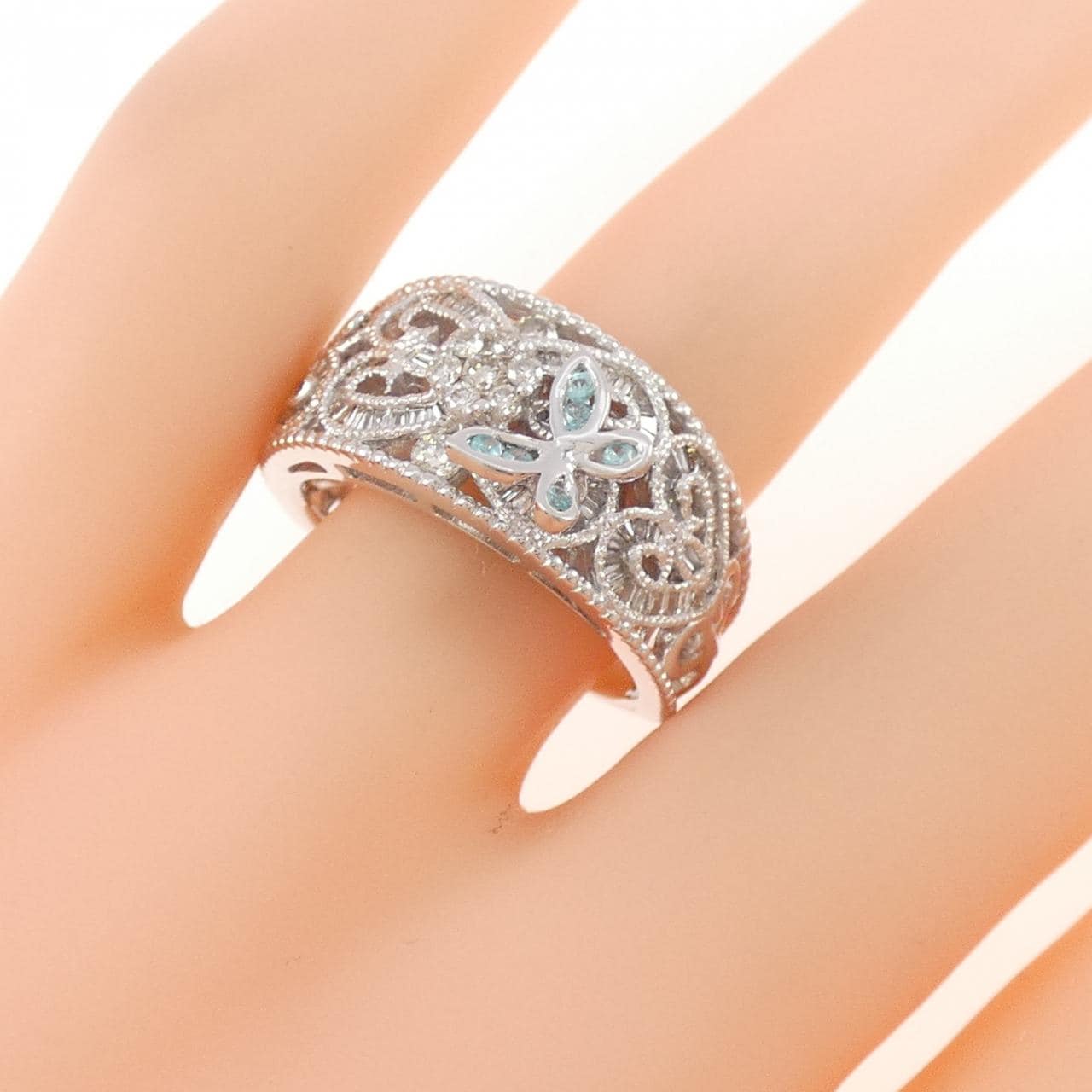 K18WG バタフライ トルマリン リング 0.04CT