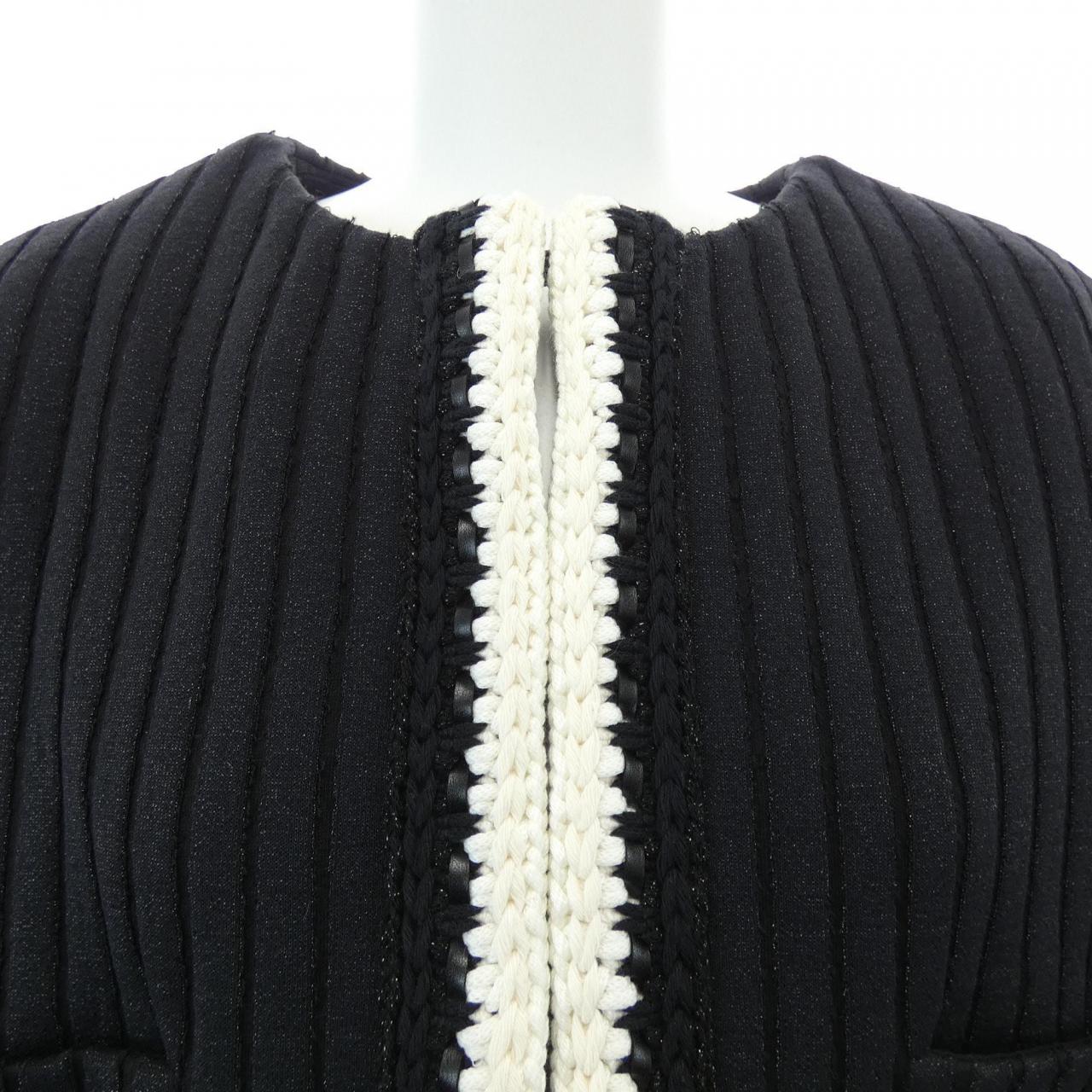 シャネル CHANEL P71829V63372 22C ノーカラージャケット