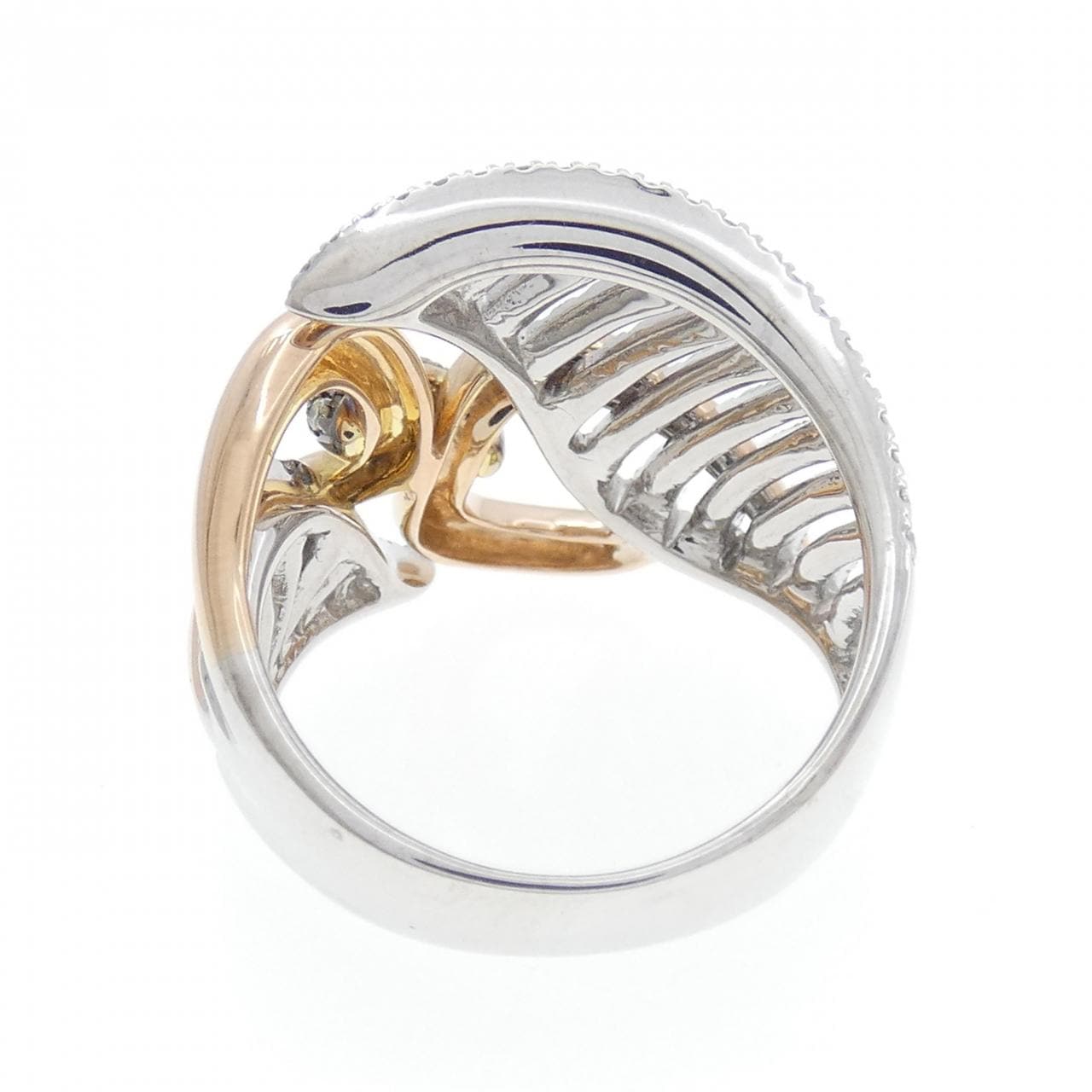 750スリーカラー ダイヤモンド リング 0.13CT