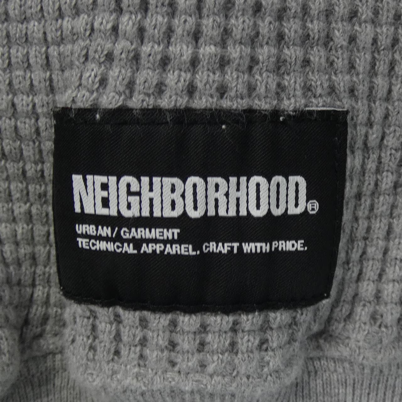 侧边装饰NEIGHBORHOOD上衣