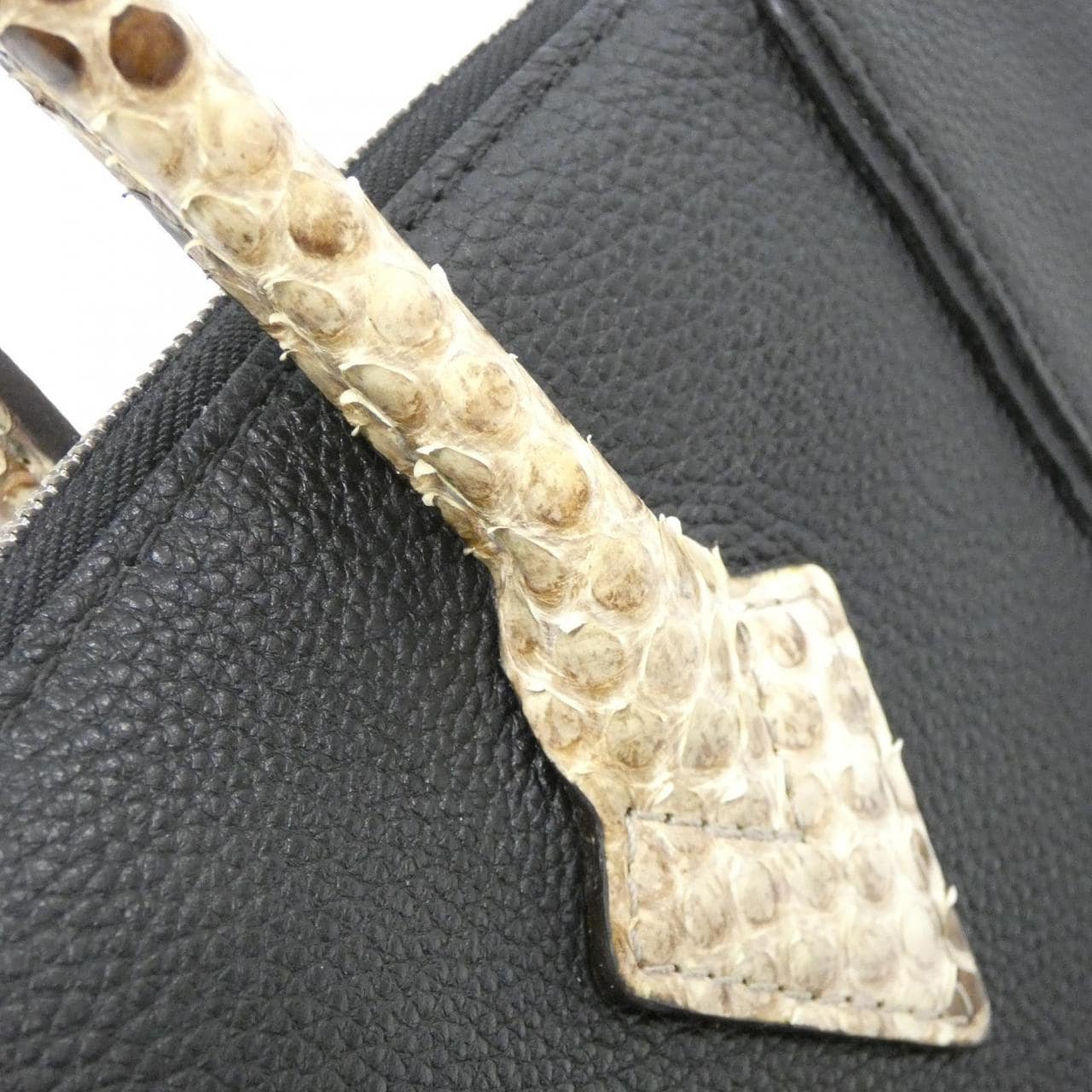 ルイヴィトン パルナセア+エキゾチック レザー ロックイット MM N91834 バッグ