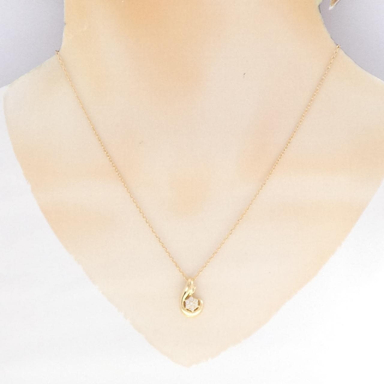 K18YG フラワー ダイヤモンド ネックレス 0.15CT