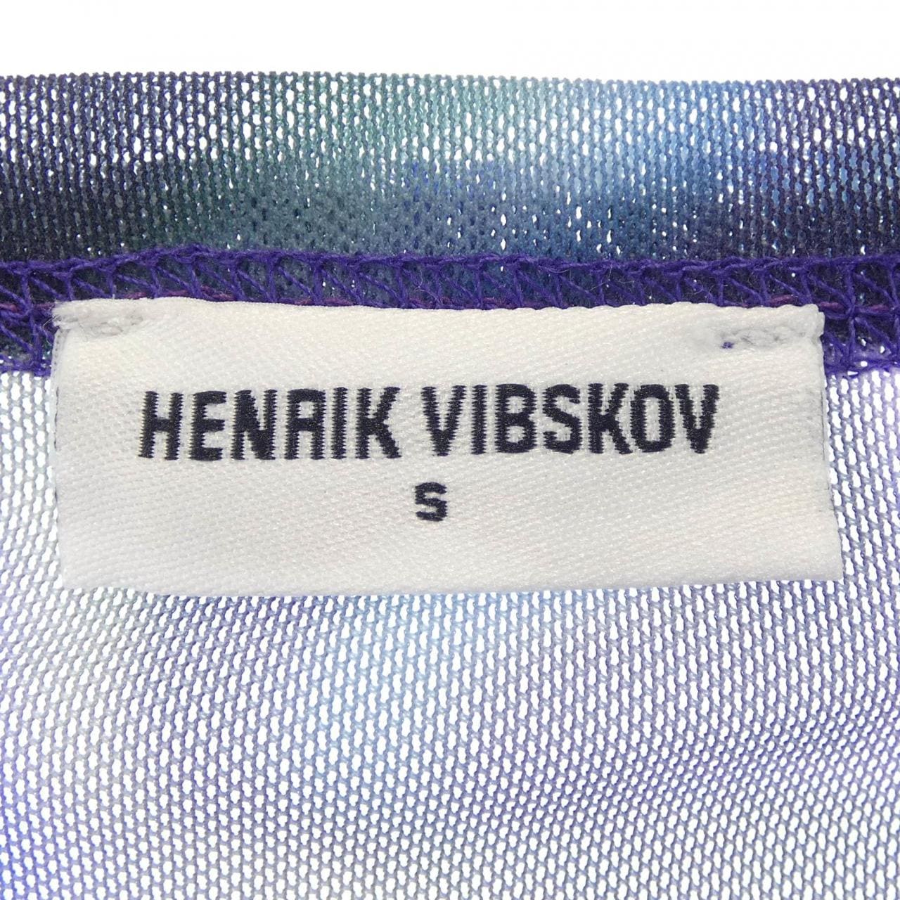 ヘンリックヴィブスコフ HENRIK VIBSKOV トップス