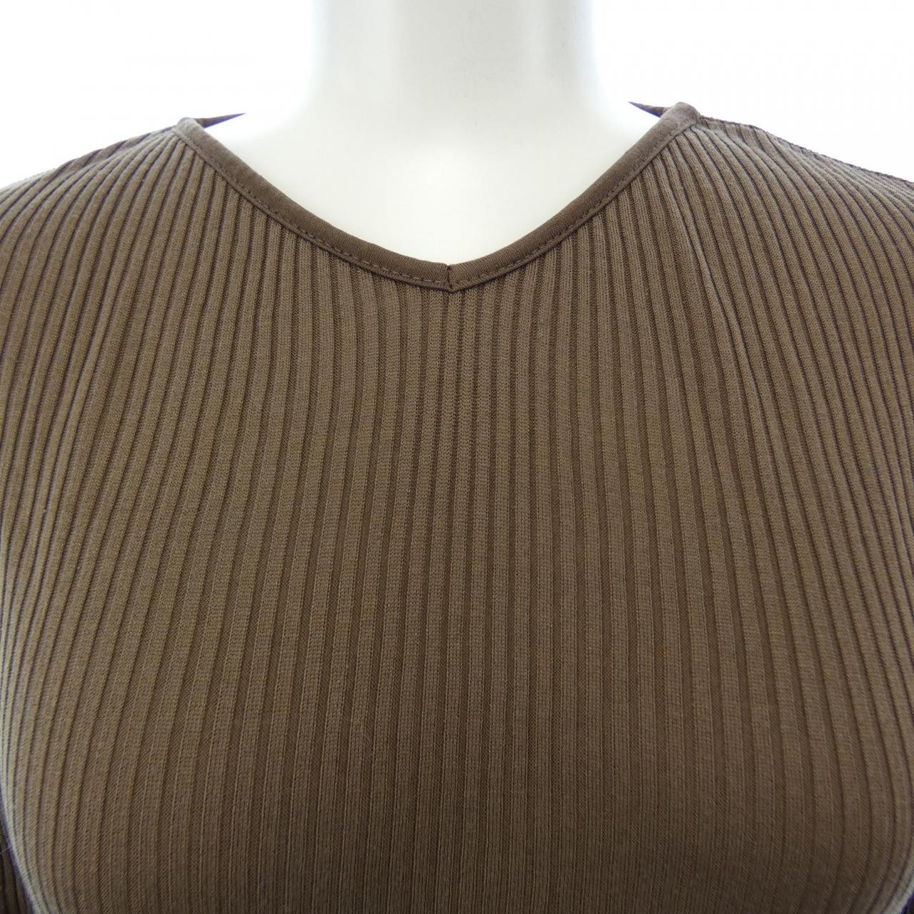 フェラガモ FERRAGAMO トップス