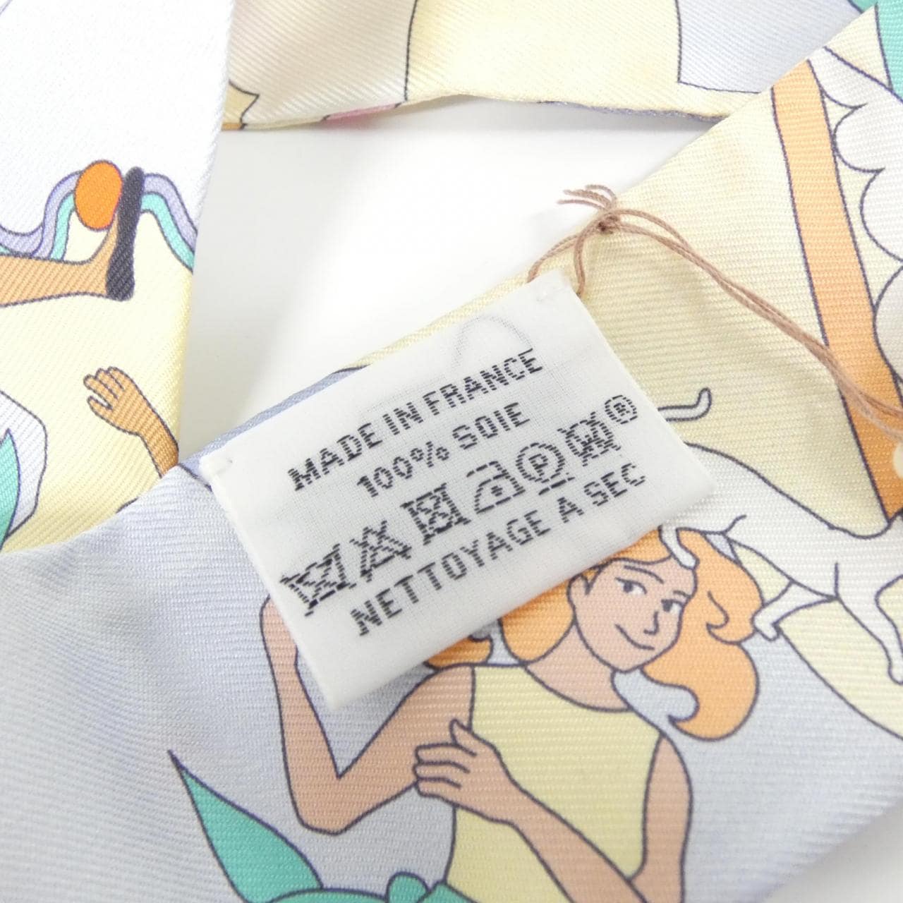 【未使用品】エルメス CARRES VOLANTS ツイリー 063849S スカーフ