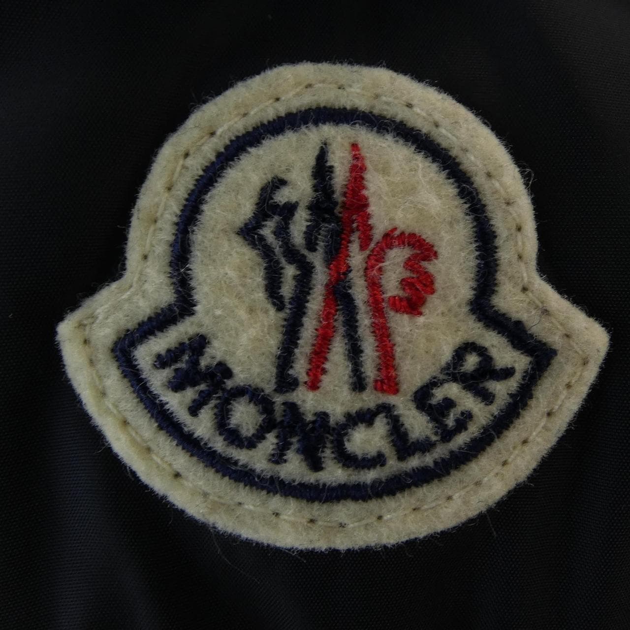 モンクレール MONCLER MORANDIERES ダウンジャケット