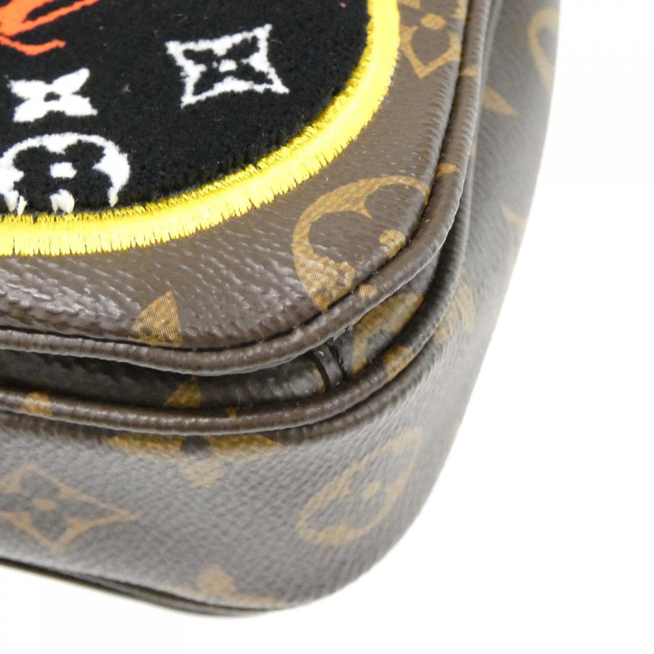 LOUIS VUITTON Monogram (LV Stories) Pochette Metis M43991 包