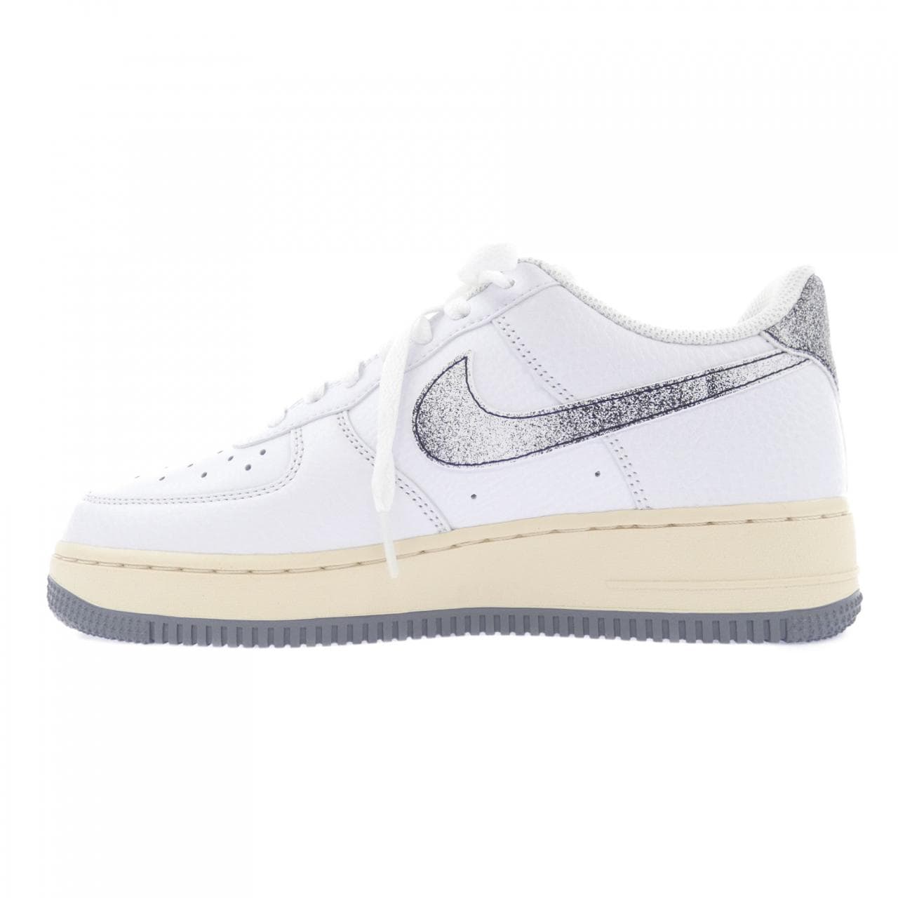 ナイキ NIKE DV7183-100 スニーカー