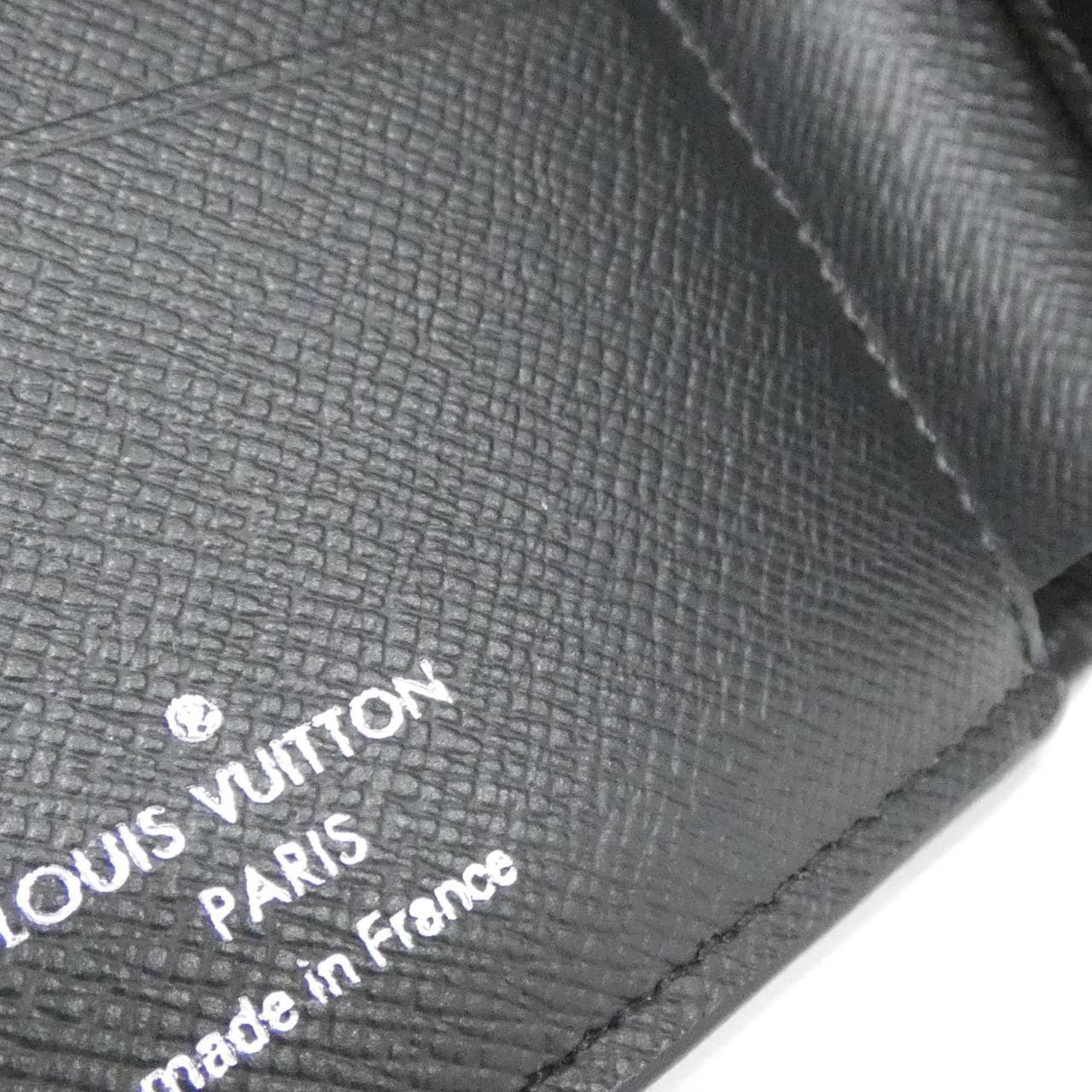 ルイヴィトン モノグラム エクリプス ポルトフォイユ ミュルティプル M61695 札入れ