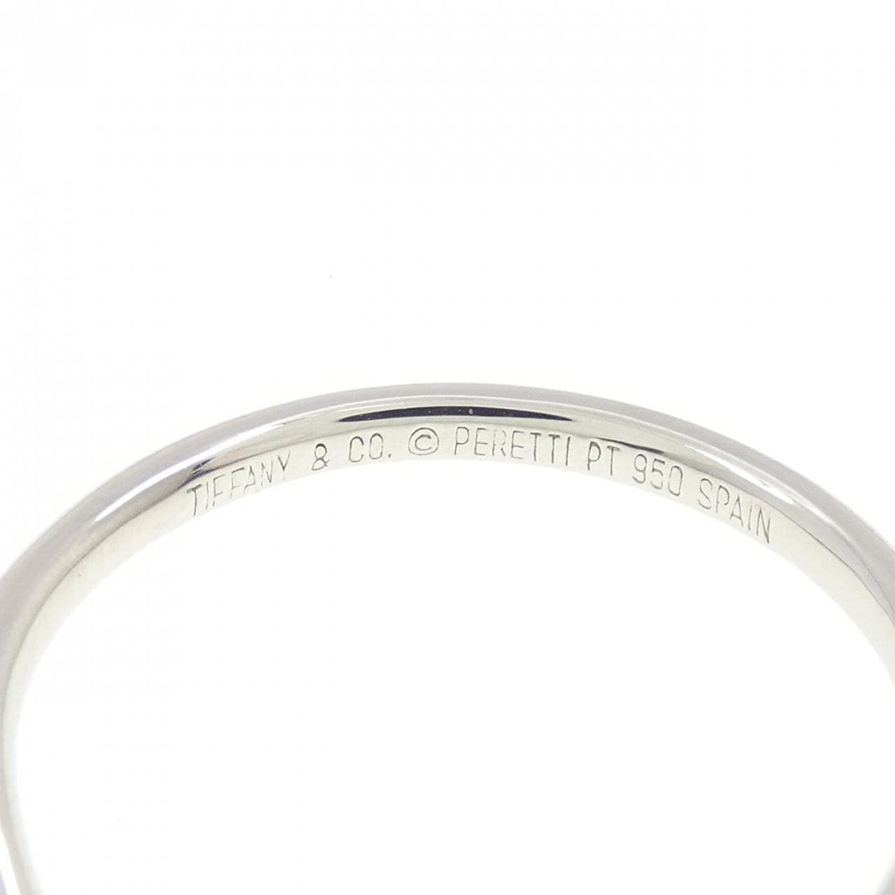 ティファニー カーブド リング