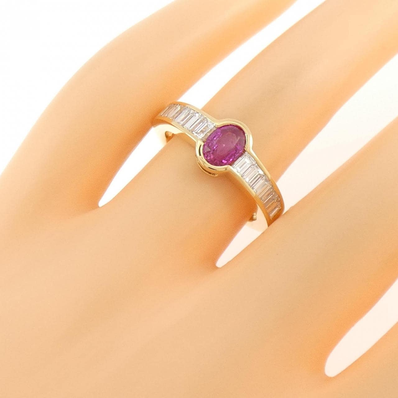 18KYG ルビー リング 0.76CT
