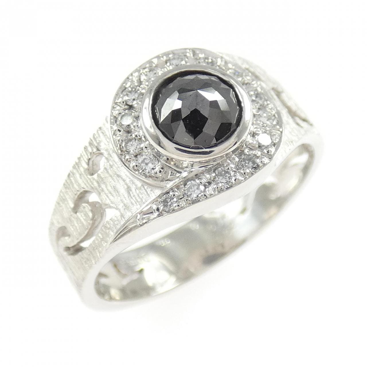 PT900 ダイヤモンド リング 0.82CT